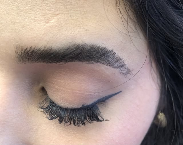 Eyelash and brow lamination